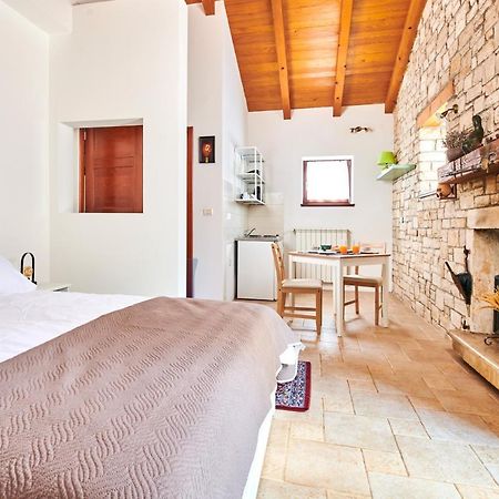Villa Volpija Буйе Экстерьер фото
